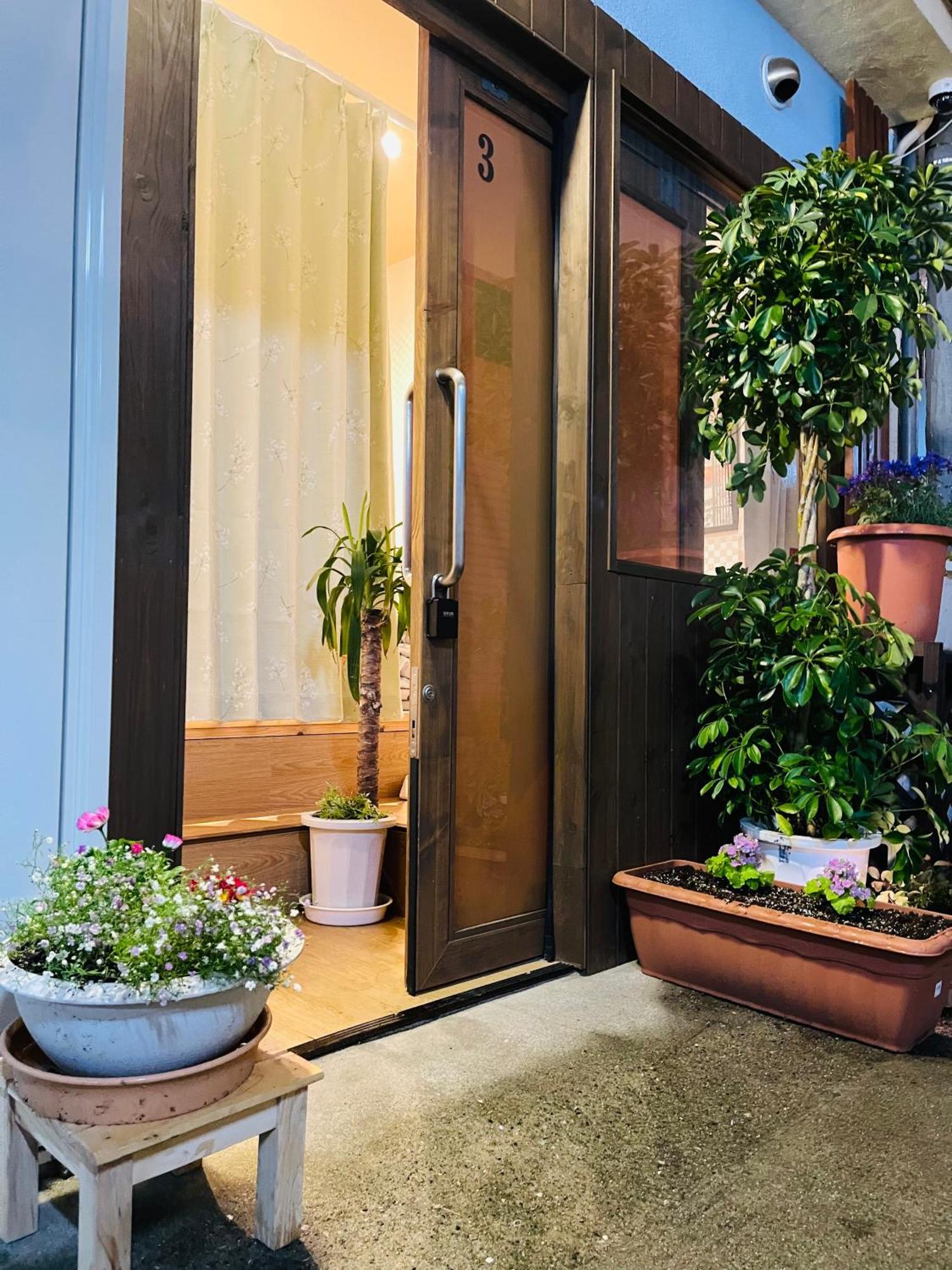 難波心斎橋10 Minutes民宿3号室 Vila Osaca Exterior foto